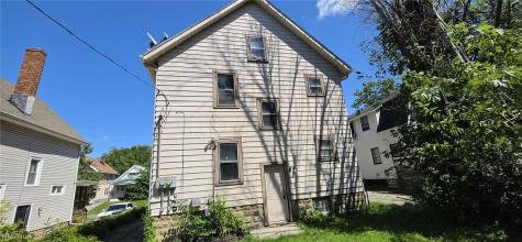 1514 E 174th Street Cleveland OH 44110