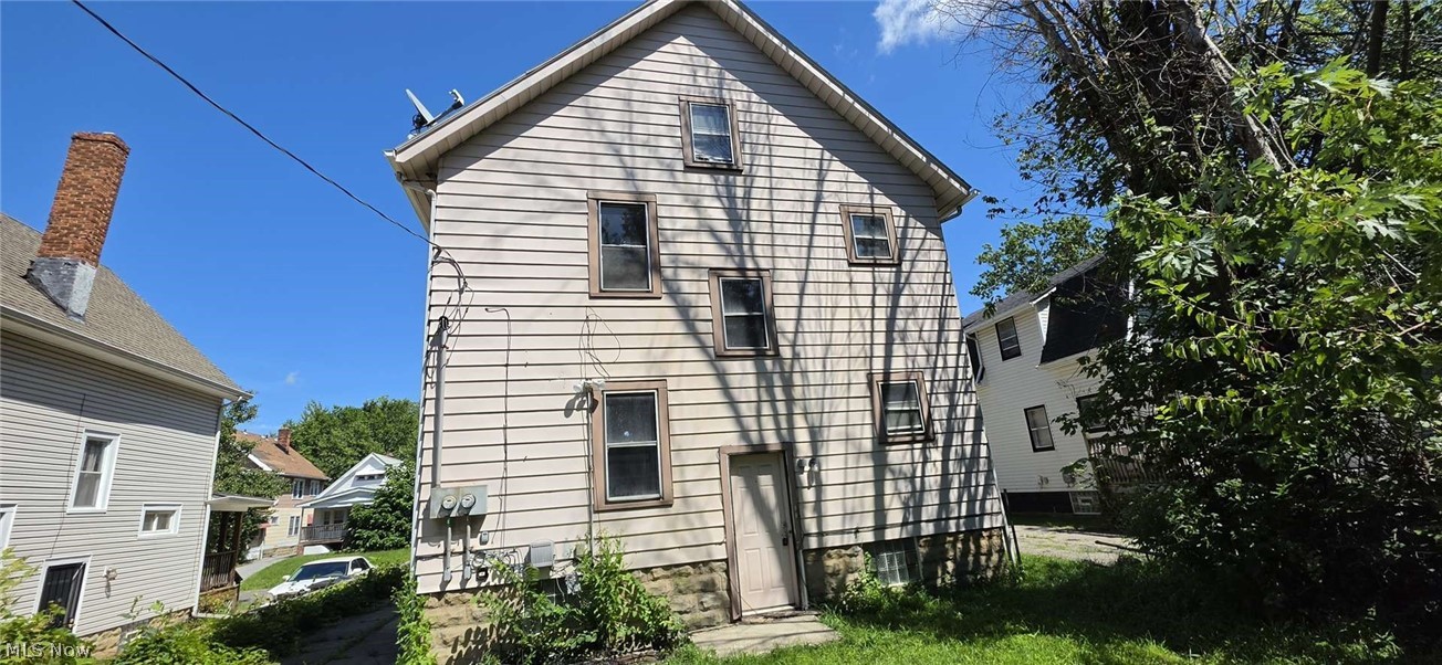 1514 E 174th Street Cleveland OH 44110