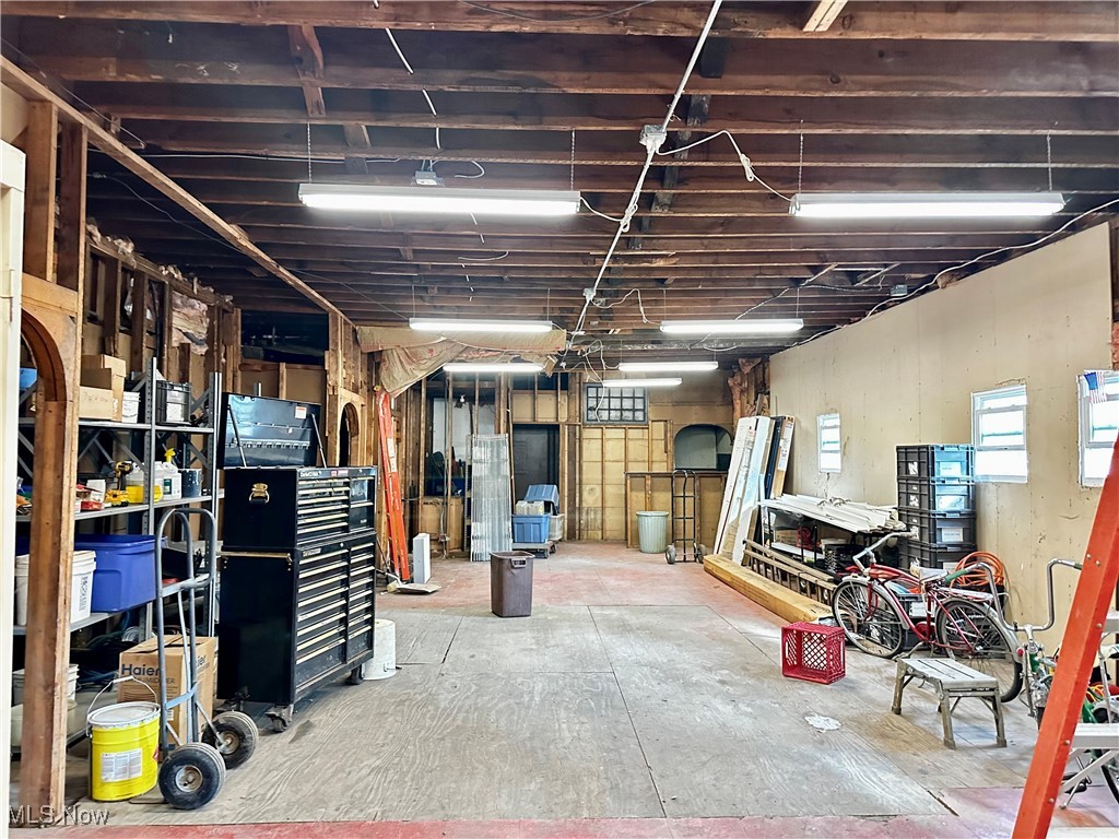 3177 Elyria Avenue Lorain OH 44055