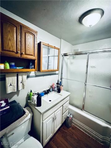 3177 Elyria Avenue Lorain OH 44055