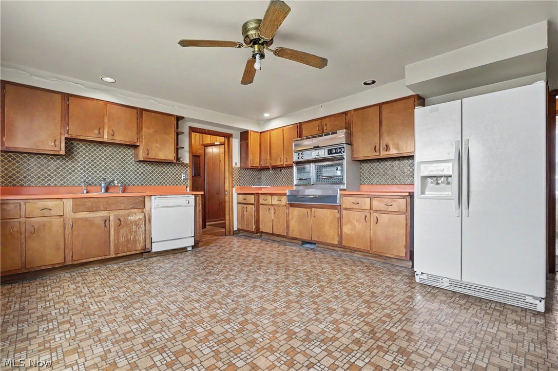 16790 Main Market Road West Farmington OH 44491