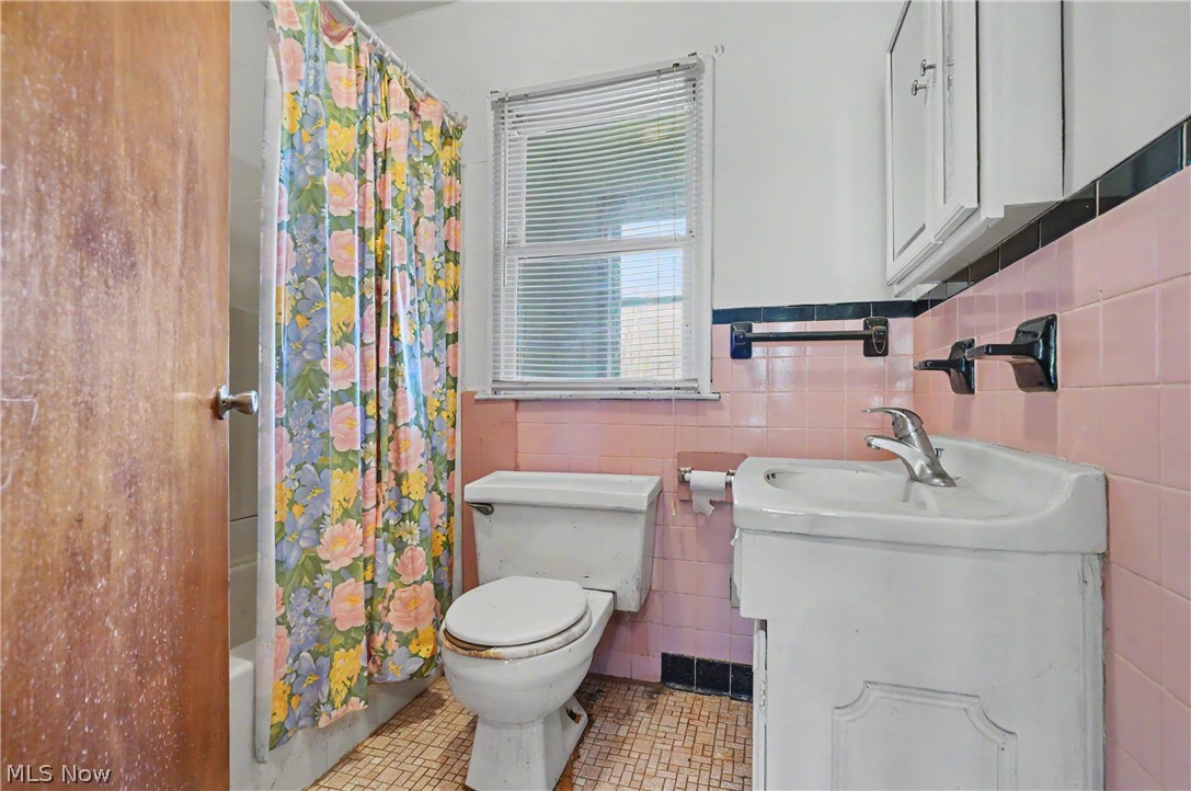 16790 Main Market Road West Farmington OH 44491