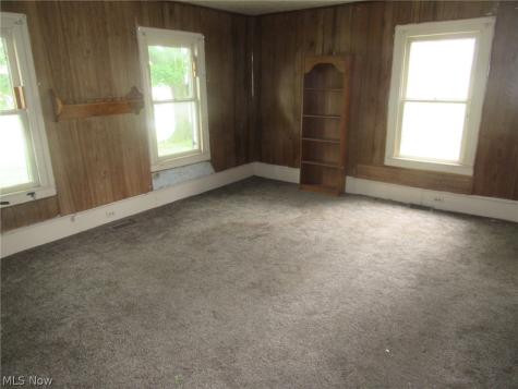 106 Prospect Street Wellington OH 44090