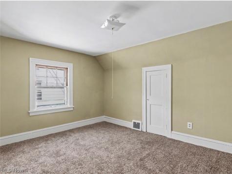 17415 Winslow Road Shaker Heights OH 44120