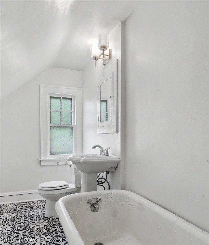 17415 Winslow Road Shaker Heights OH 44120