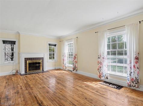 17415 Winslow Road Shaker Heights OH 44120