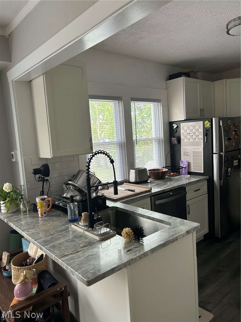 1479 Hopkins Avenue Lakewood OH 44107