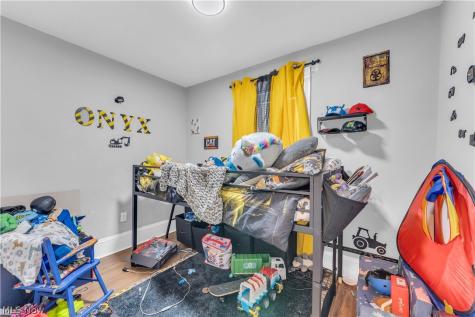 3047 W 105th Street Cleveland OH 44111