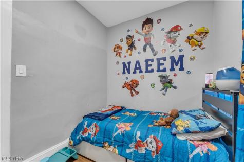 3047 W 105th Street Cleveland OH 44111