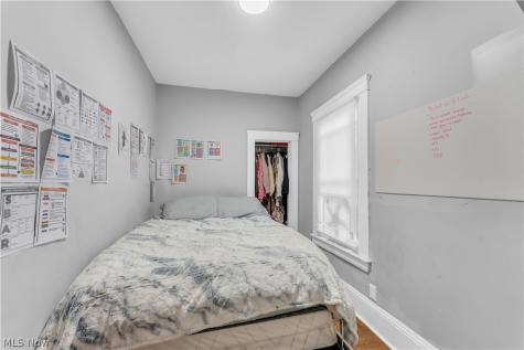 3047 W 105th Street Cleveland OH 44111