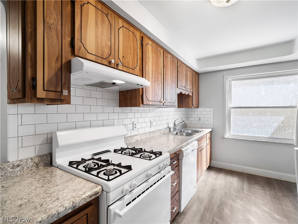 5991 Ridge Road Parma OH 44129