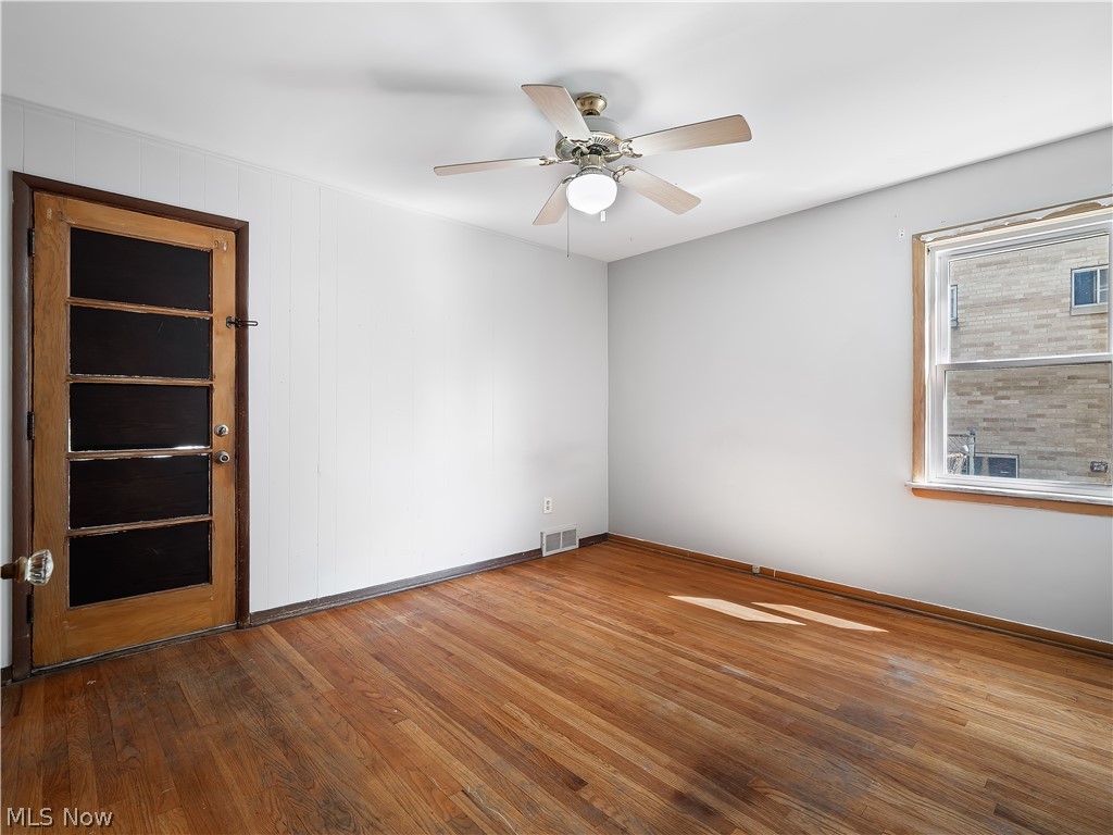 5991 Ridge Road Parma OH 44129