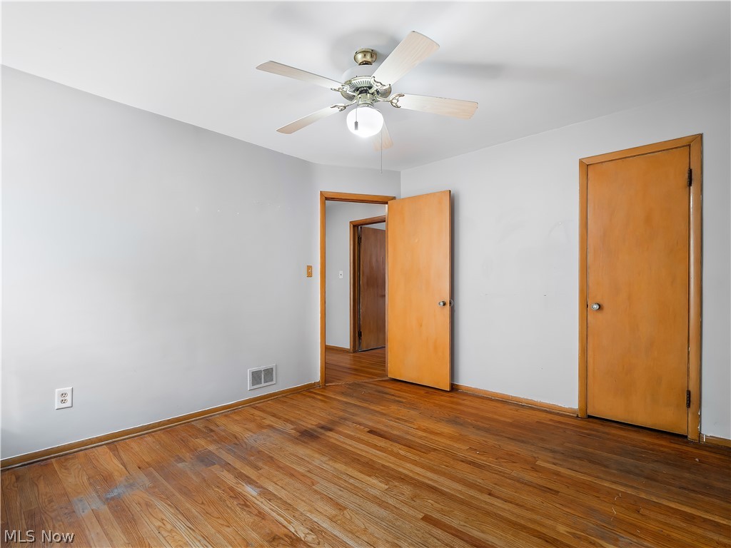 5991 Ridge Road Parma OH 44129