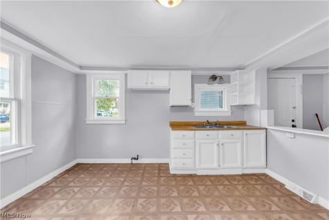 4611 W 41st Street Cleveland OH 44109