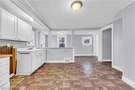 4611 W 41st Street Cleveland OH 44109