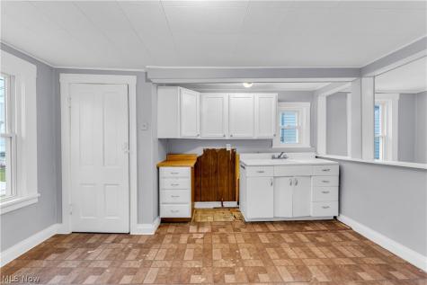 4611 W 41st Street Cleveland OH 44109