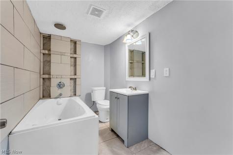 4611 W 41st Street Cleveland OH 44109