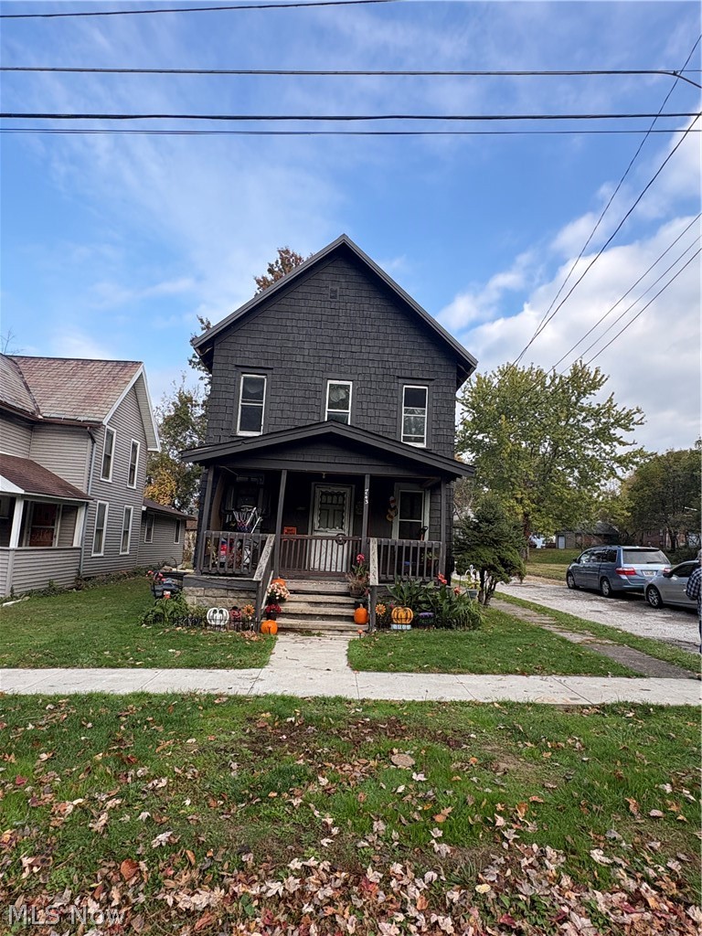 743 E 16th Street Ashtabula OH 44004