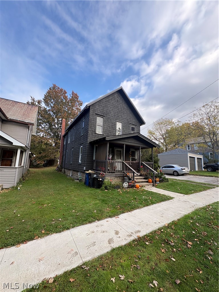 743 E 16th Street Ashtabula OH 44004