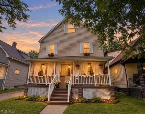 2066 Magee Street Lakewood OH 44107