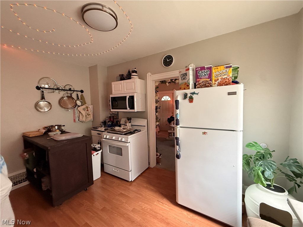 2066 Magee Street Lakewood OH 44107