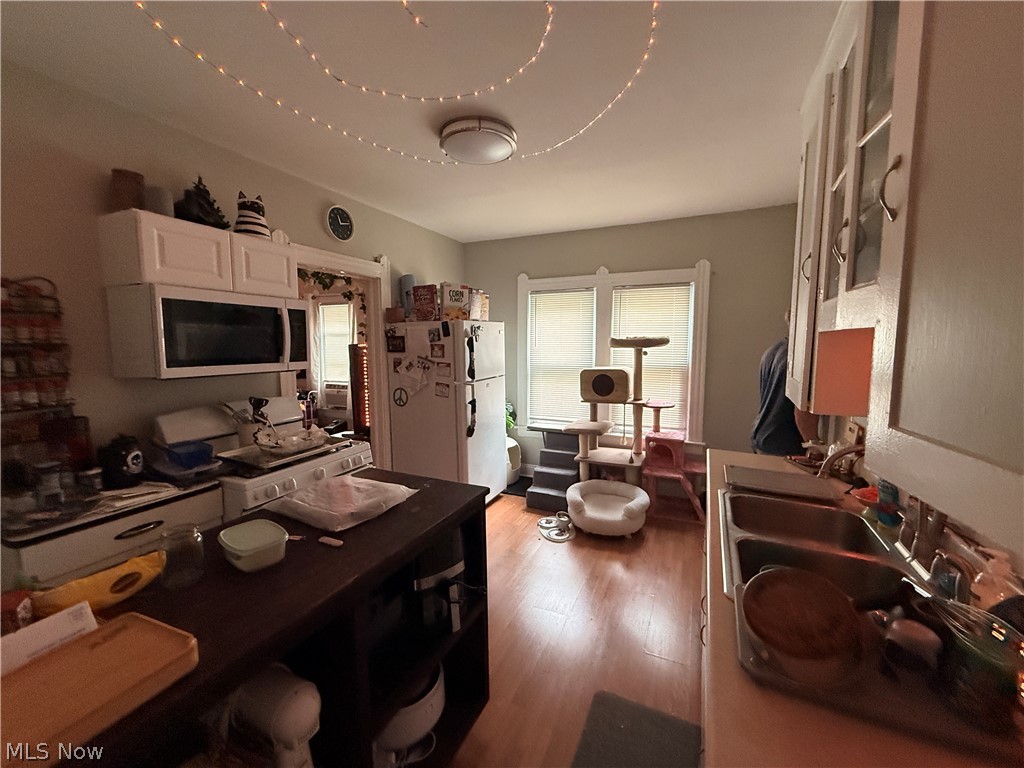 2066 Magee Street Lakewood OH 44107