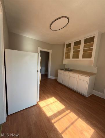 2066 Magee Street Lakewood OH 44107