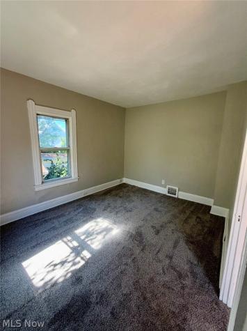 2066 Magee Street Lakewood OH 44107