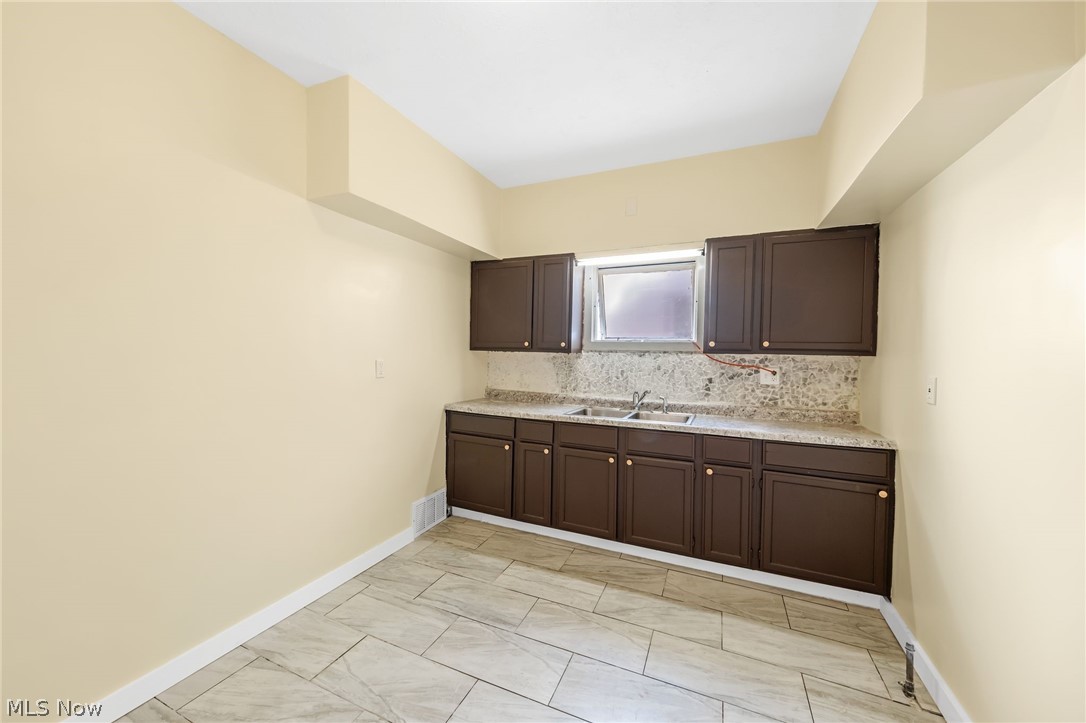 3420 Beechwood Avenue Cleveland Heights OH 44118