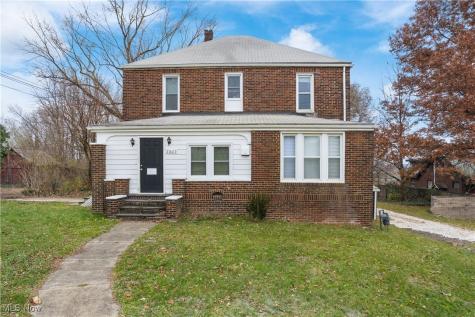 2823 Columbus Road NE Canton OH 44705