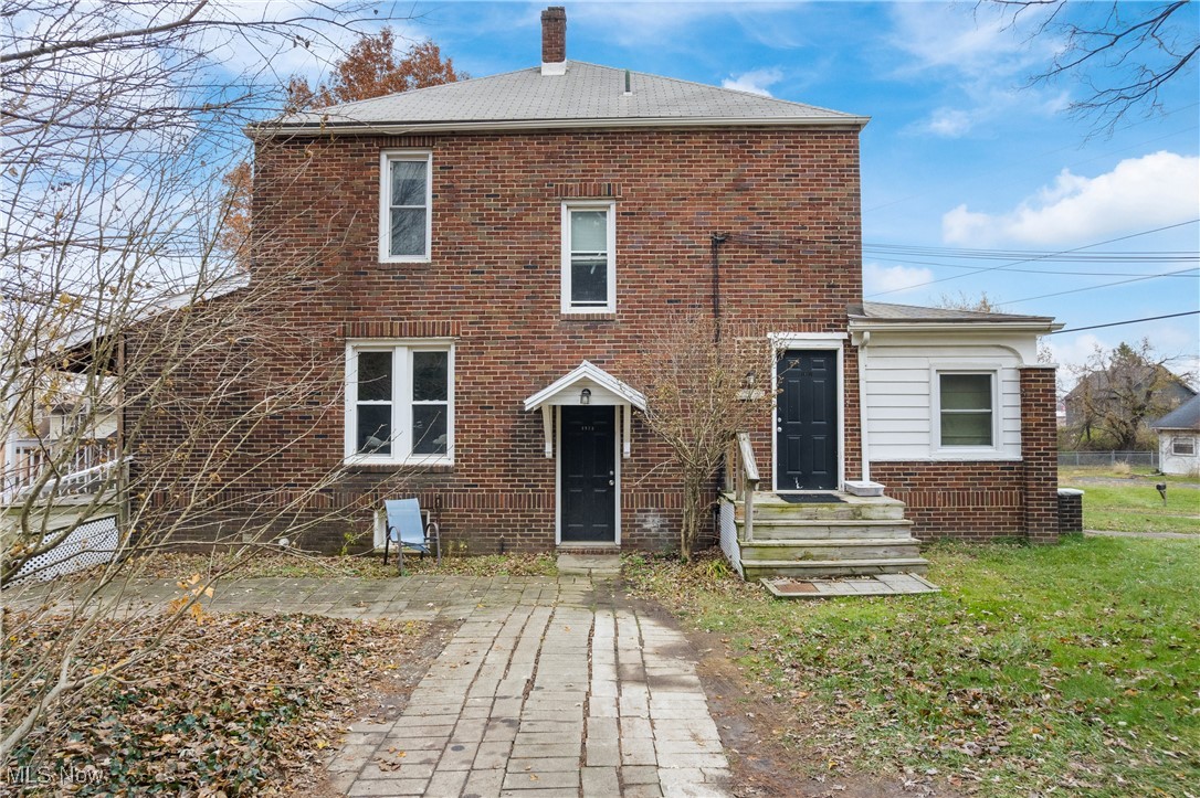 2823 Columbus Road NE Canton OH 44705