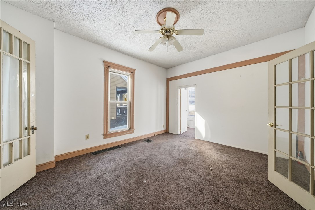 604 E Buchtel Avenue Akron OH 44304