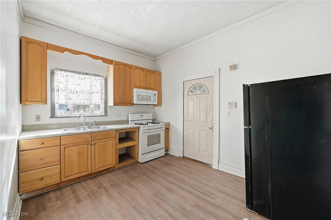 604 E Buchtel Avenue Akron OH 44304