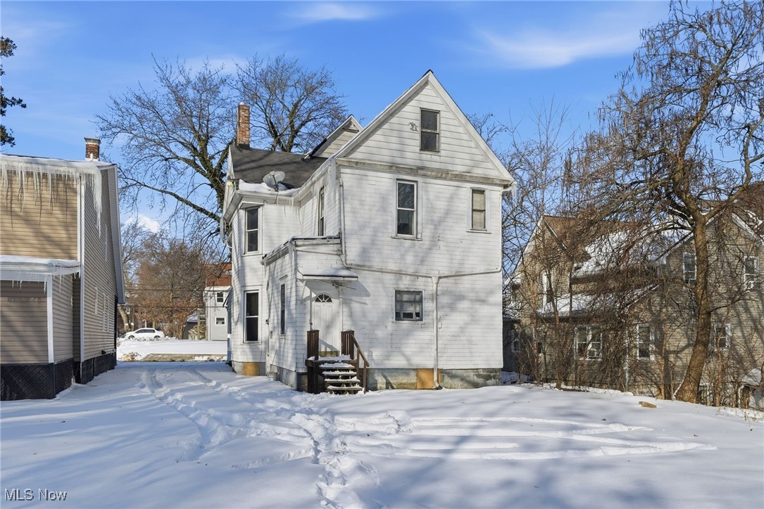 604 E Buchtel Avenue Akron OH 44304