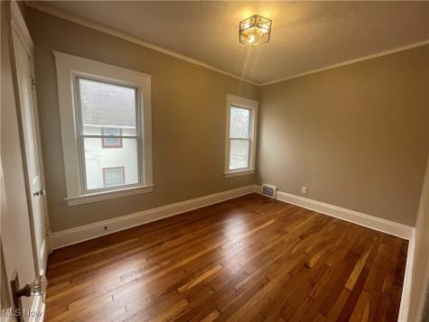 3235 Oak Road Cleveland Heights OH 44118