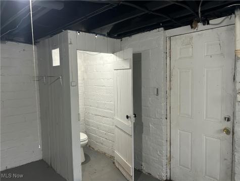 3235 Oak Road Cleveland Heights OH 44118