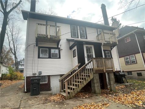3235 Oak Road Cleveland Heights OH 44118