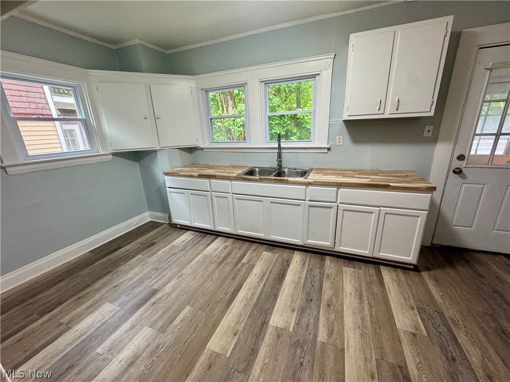 3235 Oak Road Cleveland Heights OH 44118