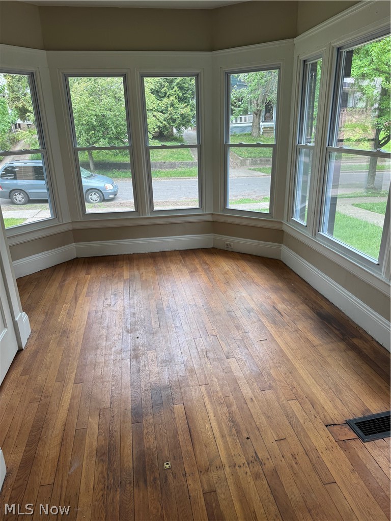 3235 Oak Road Cleveland Heights OH 44118