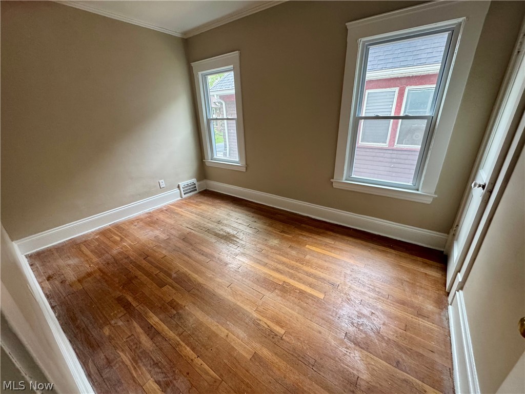 3235 Oak Road Cleveland Heights OH 44118