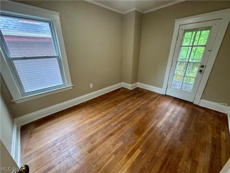 3235 Oak Road Cleveland Heights OH 44118