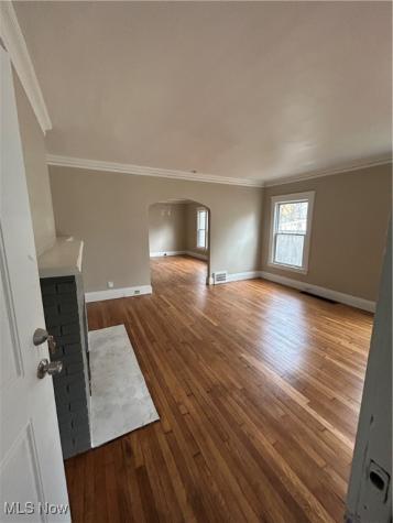 3235 Oak Road Cleveland Heights OH 44118
