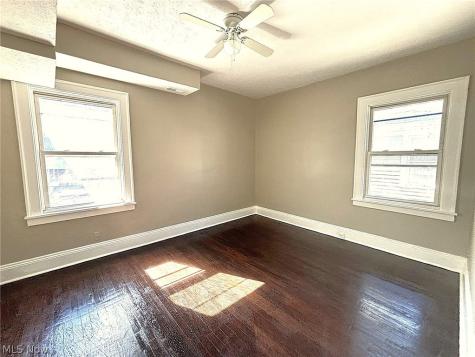14172 Superior Road Cleveland Heights OH 44118