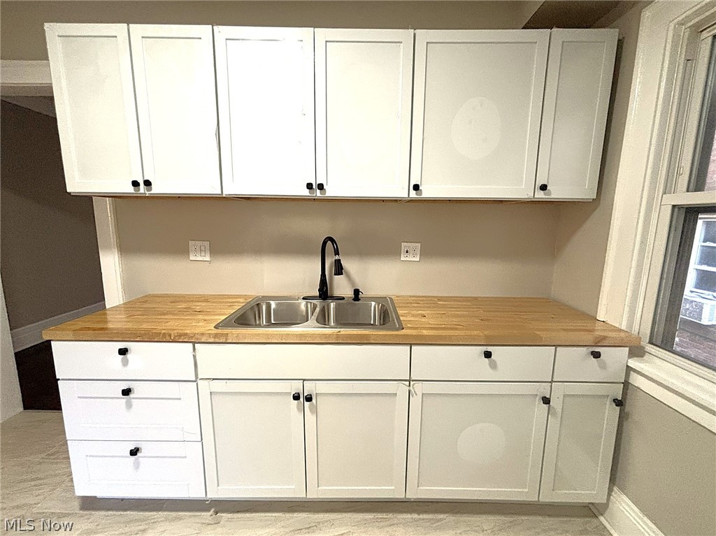 14172 Superior Road Cleveland Heights OH 44118