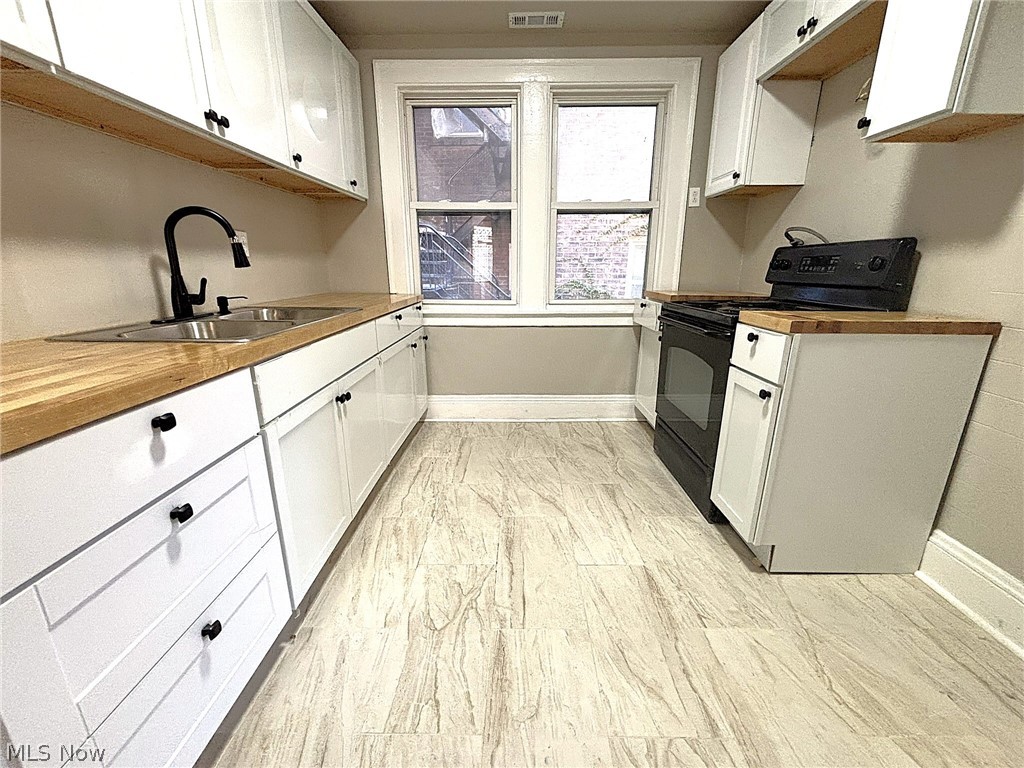 14172 Superior Road Cleveland Heights OH 44118