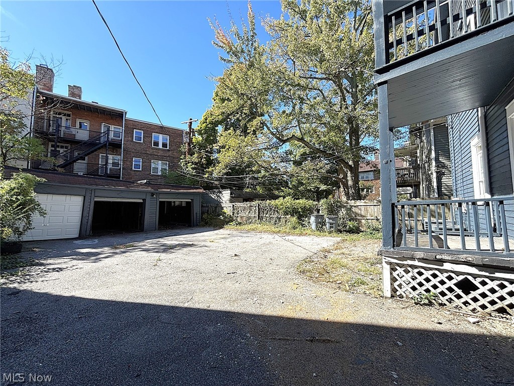 14172 Superior Road Cleveland Heights OH 44118