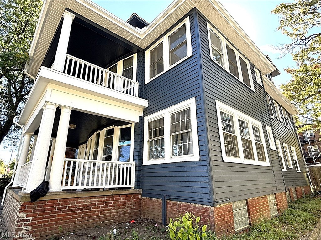14172 Superior Road Cleveland Heights OH 44118