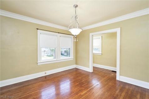 1036-1038 Emma Avenue Akron OH 44302