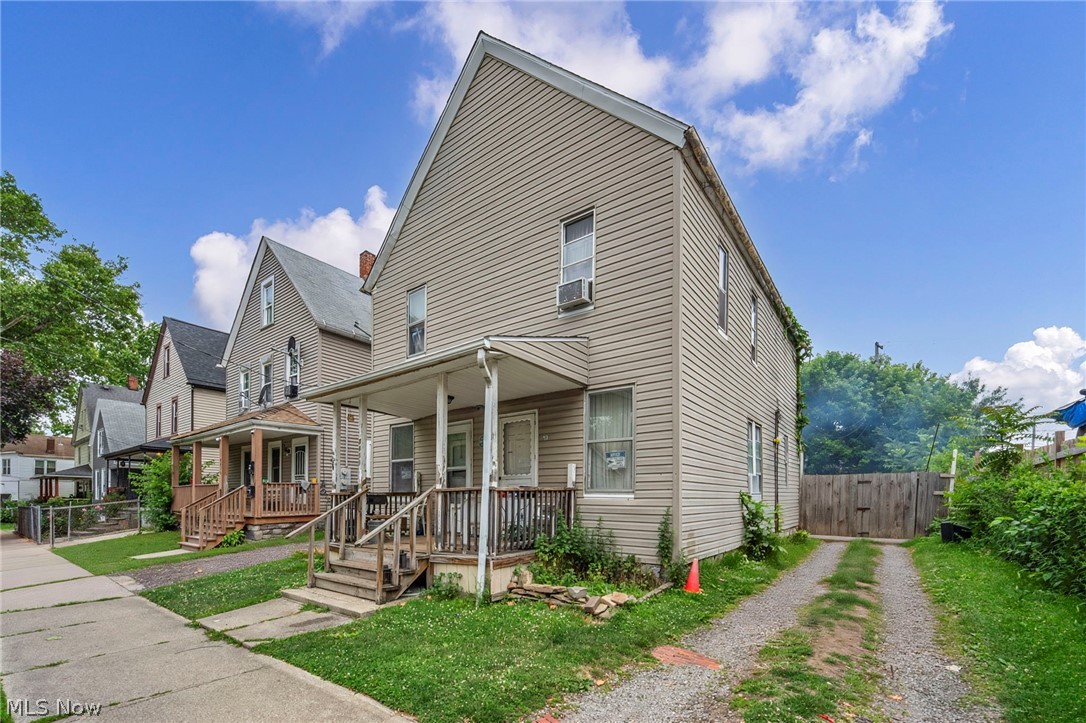 7814 Lawn Avenue Cleveland OH 44102