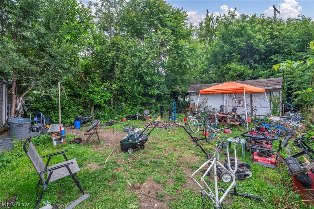 7814 Lawn Avenue Cleveland OH 44102